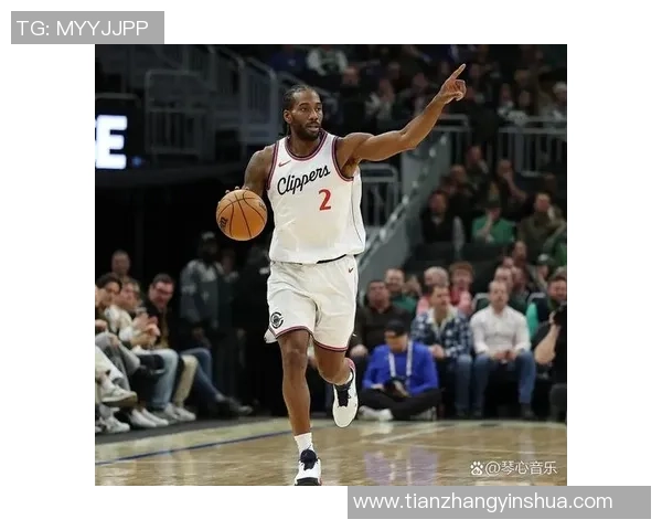 足球球星偏爱伦纳德背后的原因与其对篮球界的独特影响